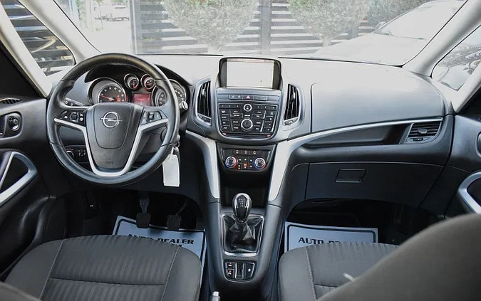 Opel Zafira cena 29999 przebieg: 190000, rok produkcji 2012 z Zawadzkie małe 781